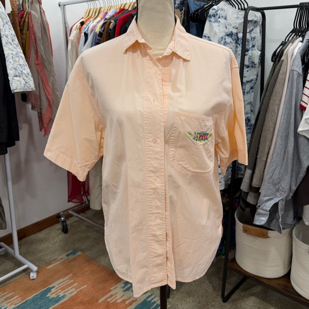 Diane Von Furstenberg Vintage Button Down Cotton Shirt Floral Embroidery.